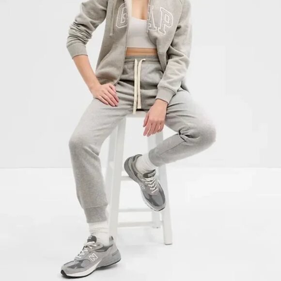 GAP Factory Pants - GAP Gray Heather Fleece Joggers / XXL/ NWT